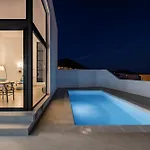 Casahost Fontaine Bleue ヴィラ *