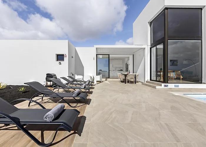 Villa Casahost Fontaine Bleue *